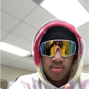 Meet your Posher, Tony